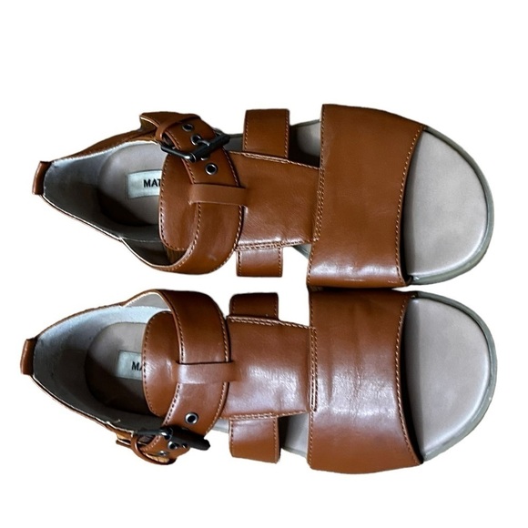 Matt and Nat Eboni Vegan Flat Sandals- Chili - Picture 8 of 10